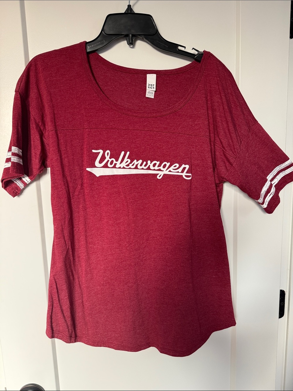 VW Volkswagen District Women's Burgundy Scoop Neck Racer Tee NEW Size M